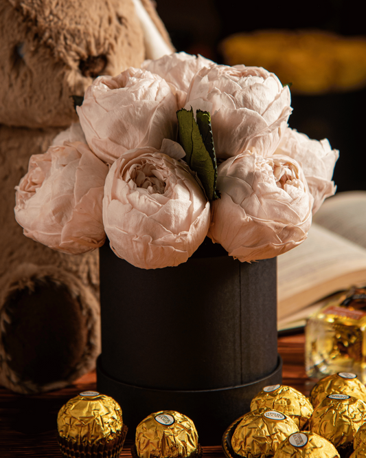 Eternelle Box | 14 Peonias