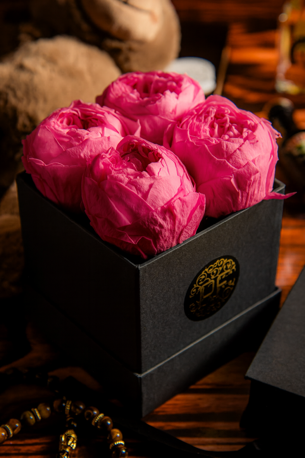 Eternelle Box | 4 Peonias