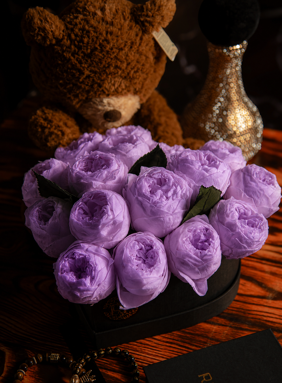Eternelle Heart Box | 16 Peonias