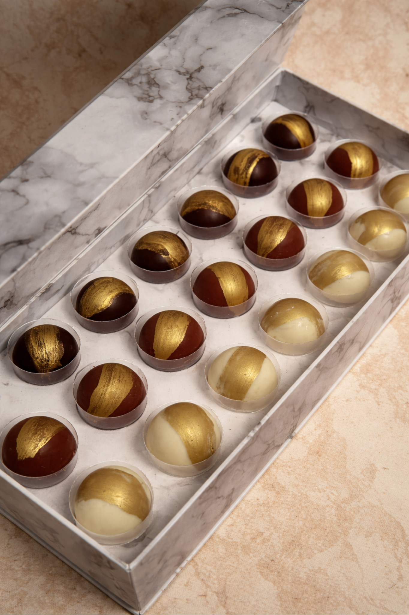 21 Días Positivo Dubai | White