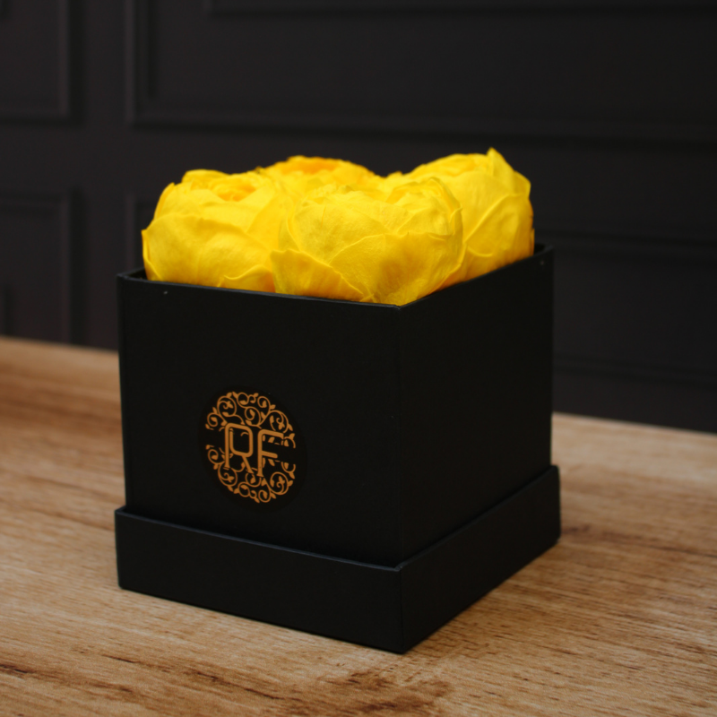 Eternelle Box | 4 Peonias