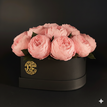 Eternelle Heart Box | 16 Peonias