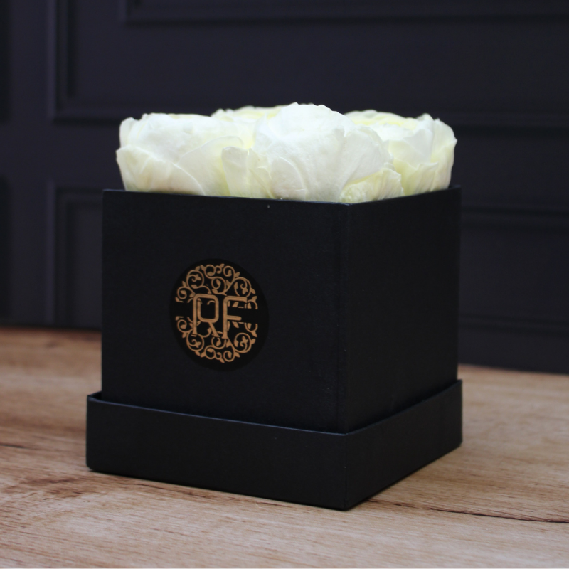 Eternelle Box | 4 Peonias